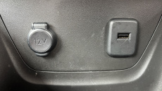 Vauxhall Crossland 1.2 Design 5dr Petrol Hatchback